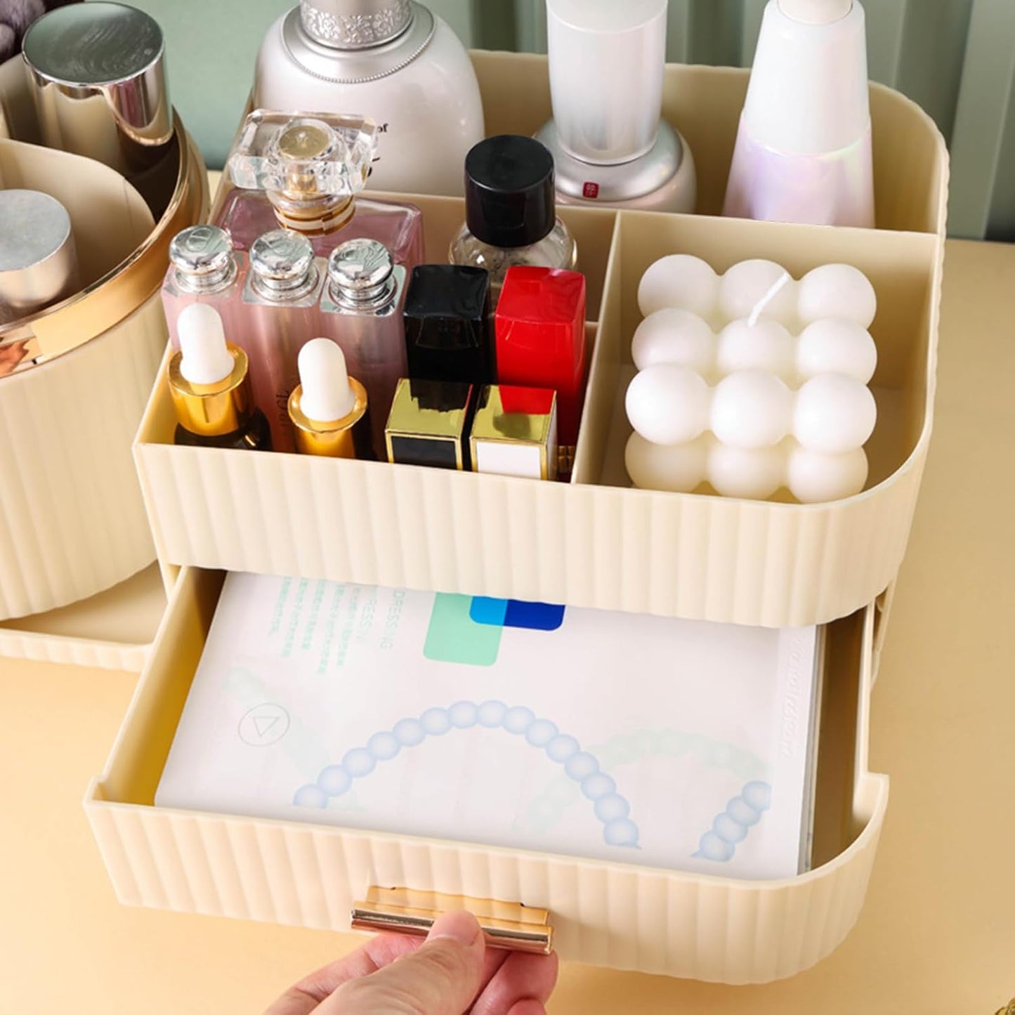 360° Rotating Makeup Brush and Cosmetic Organizer for vanity