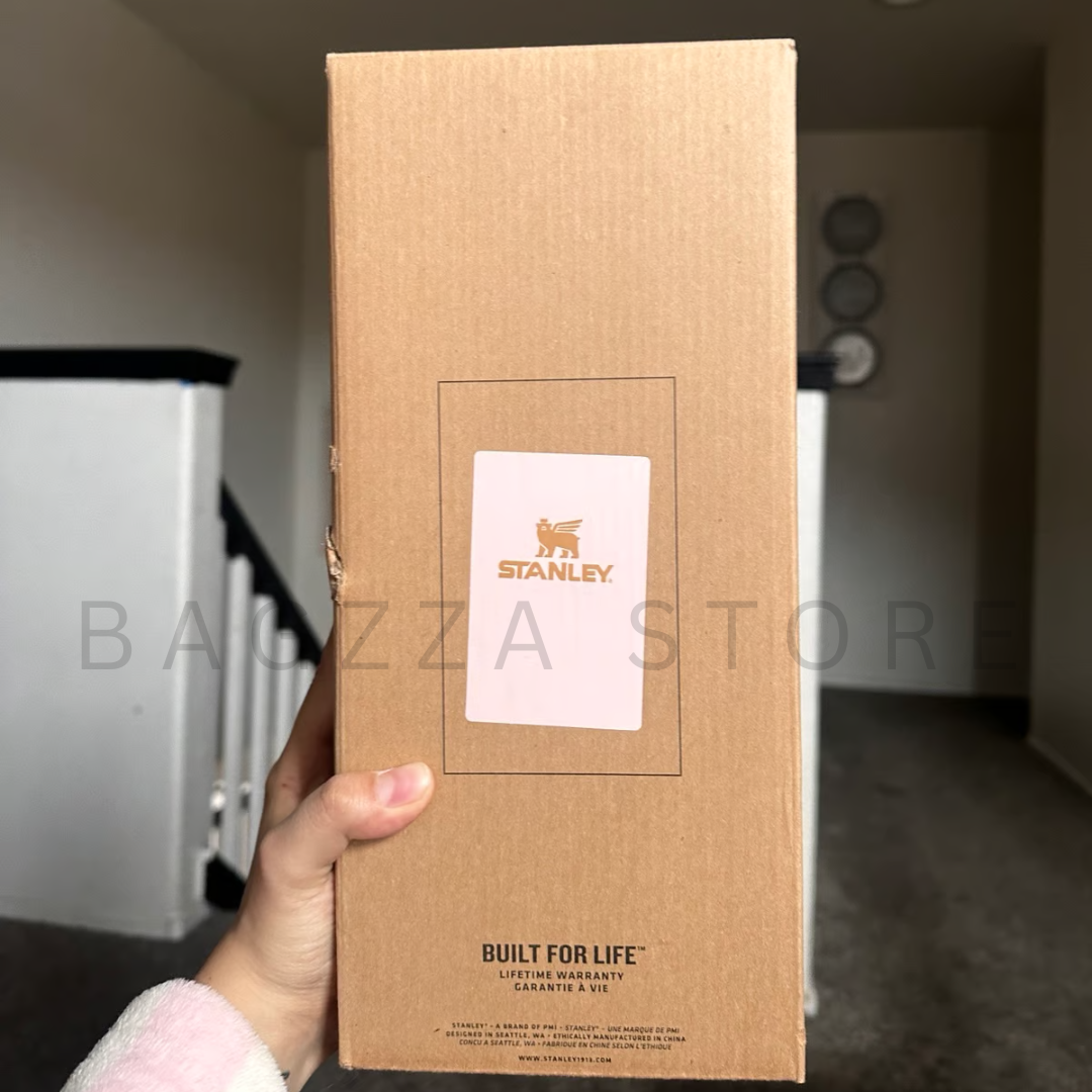 The Stanley x Hello Kitty Limited Edition Pink – 40oz