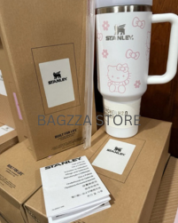 The Stanley X Hello Kitty Quencher |40 OZ| White| Special Edition
