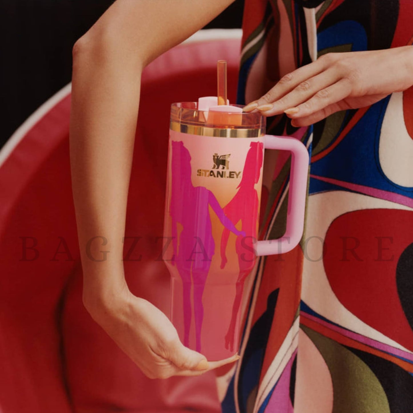 The Stanley x Barbie Quencher | 40 OZ - '60s Twist'N Turn