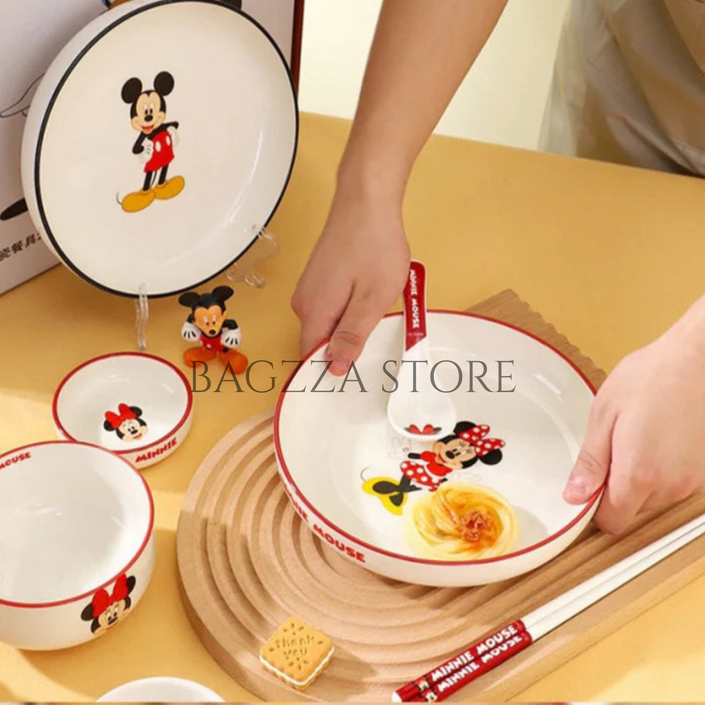 DISNEY Mickey & Friends Dinnerware Set – 6 Pieces