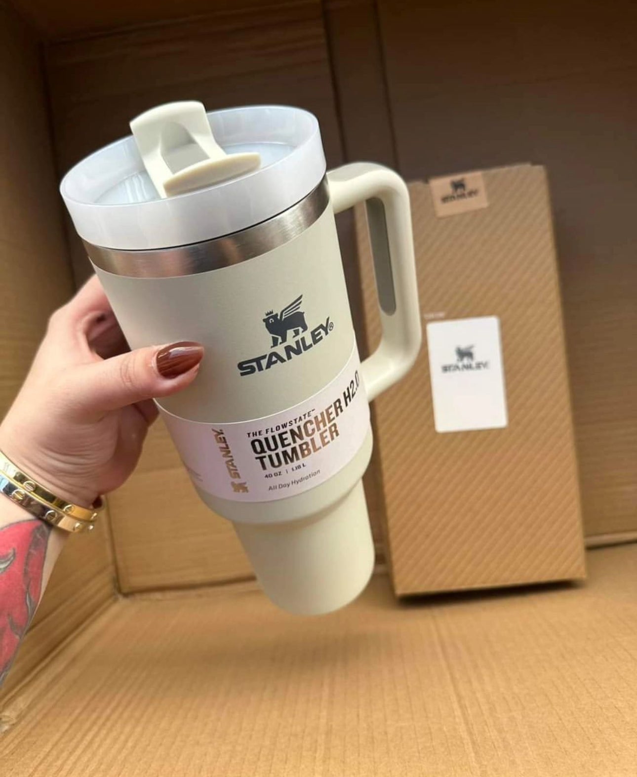 Stanley Tumbler 40oz (1.18L) - Premium Insulated Travel Mug for Hot & Cold Beverages